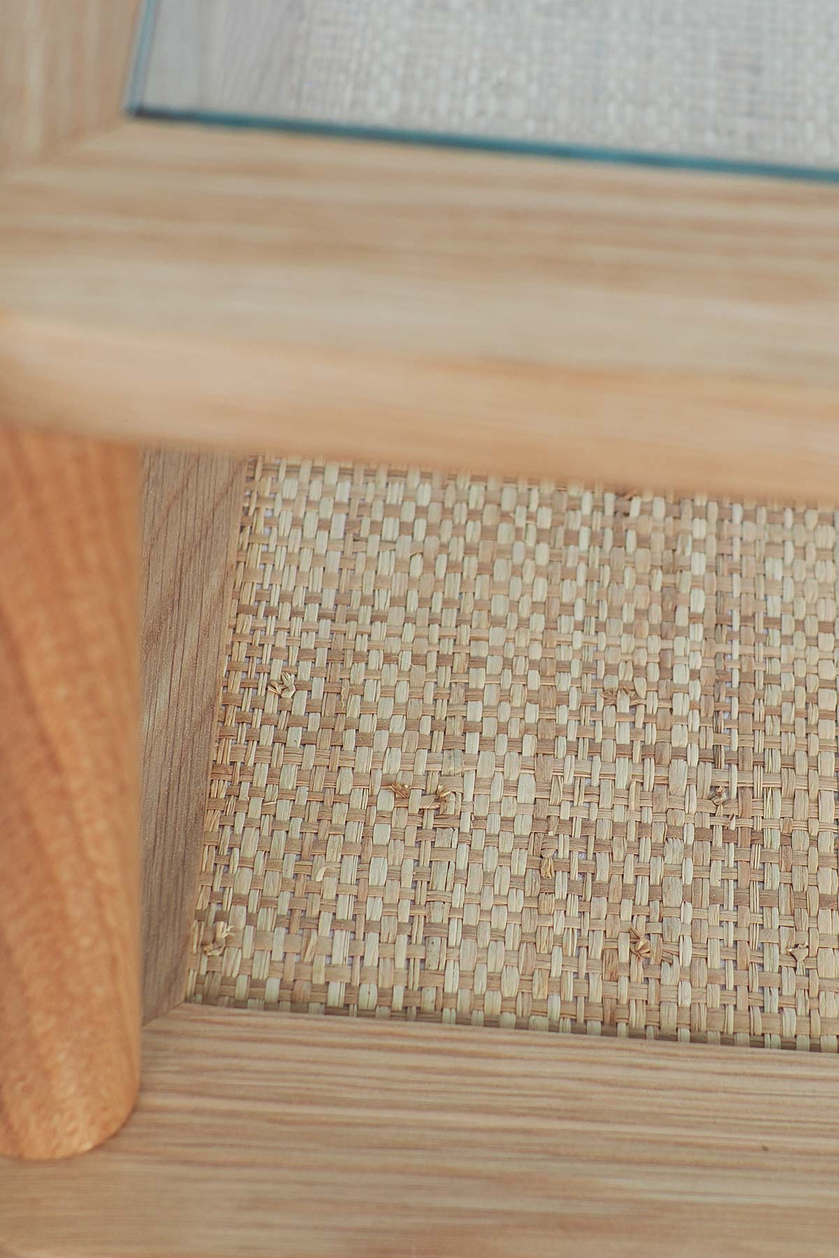 MANI coffee table